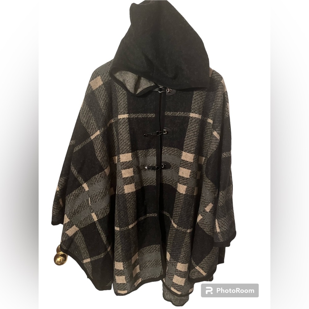 Fashion Design Cape Coat